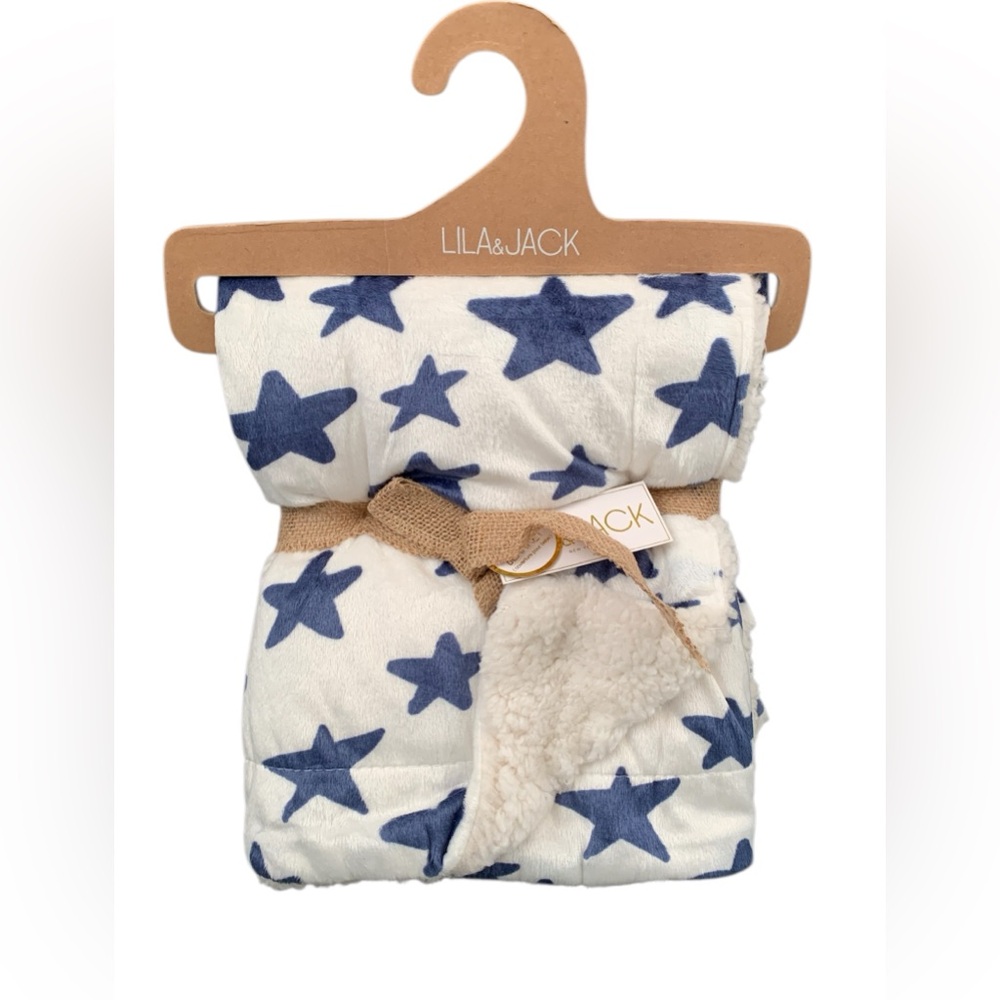 Lila & Jack Blue Star Baby Blanket